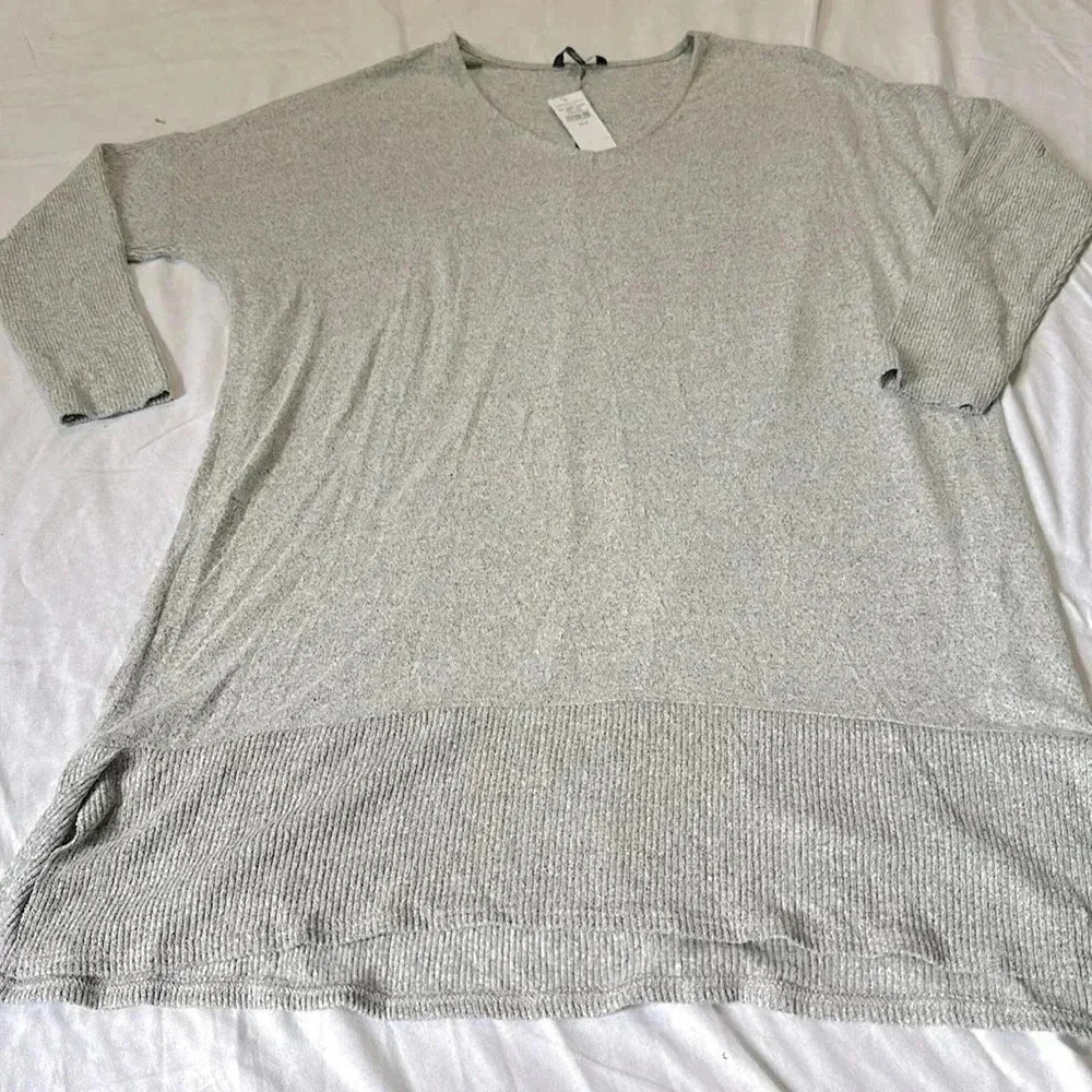 American Eagle Medium Oversized long sleeve super soft Gray NWT - Picture 1 of 5